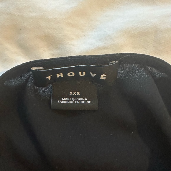 Nordstrom Trouvé - v-neck blouse with sleeve ties - Picture 2 of 2